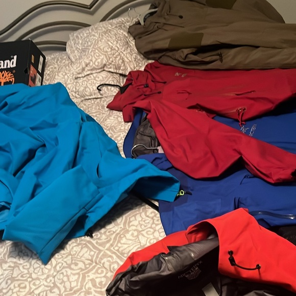 Arcteryx theta SVX Jacket crimson red orange size XL - Picture 9 of 14